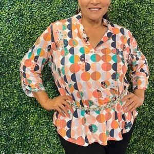 Chinese collar, lightweight material, ideal for work, casual look